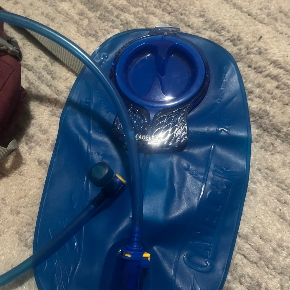 Redstart Kelty Hydration Backpack With Camelback … - image 5